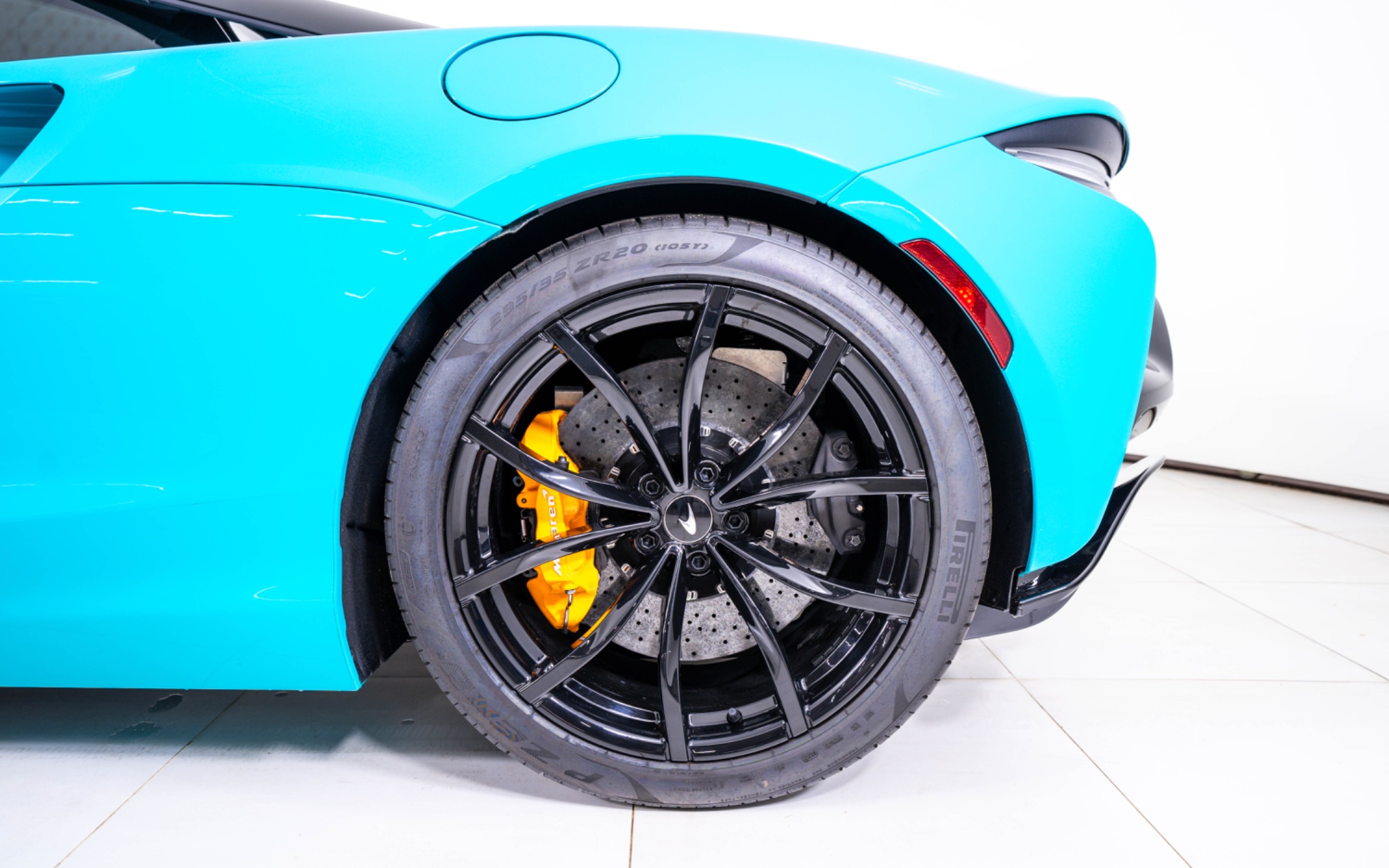 2023 McLaren Artura, photo 14