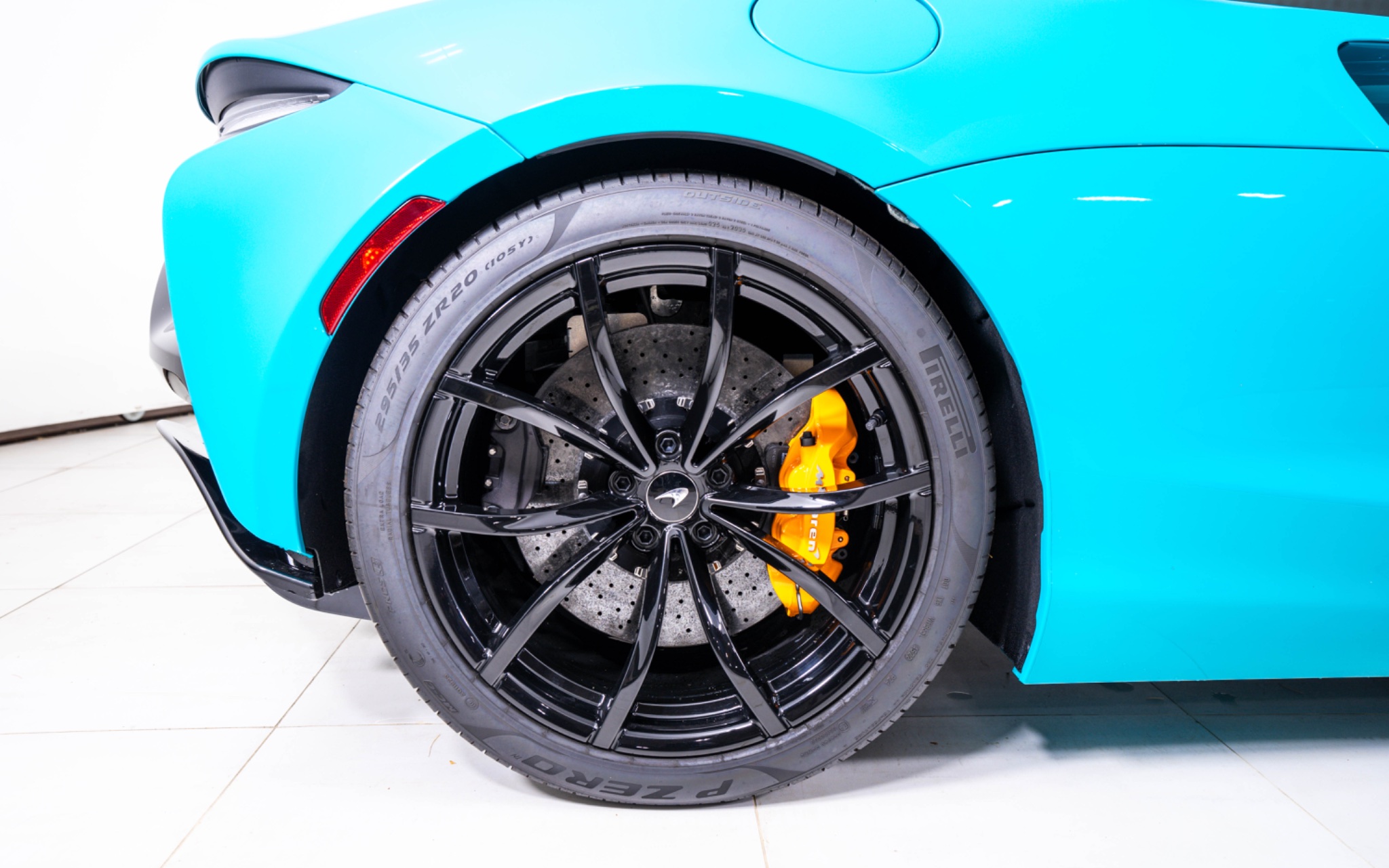 2023 McLaren Artura, photo 10